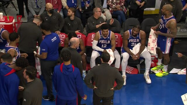 NBA常规赛：活塞vs76人第3节英文原声回放