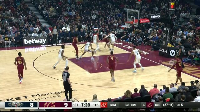 蛮横不讲理！莫布利原地隔扣 马绍尔切入灌筐