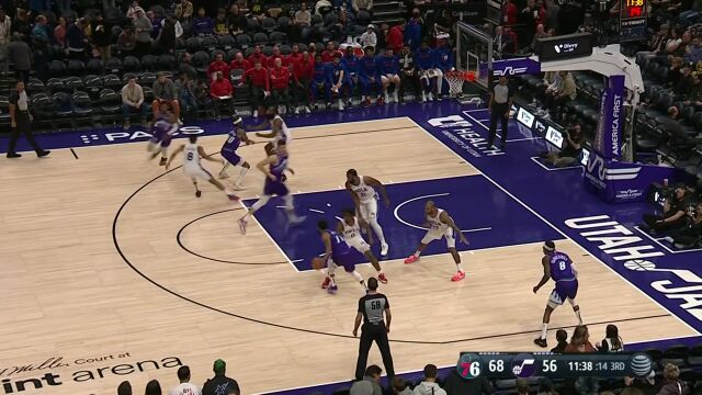 NBA常规赛：费城vs爵士第3节英文原声回放