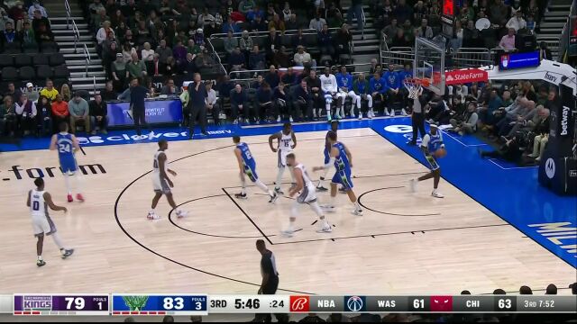 NBA常规赛：国王vs雄鹿第3节英文原声回放