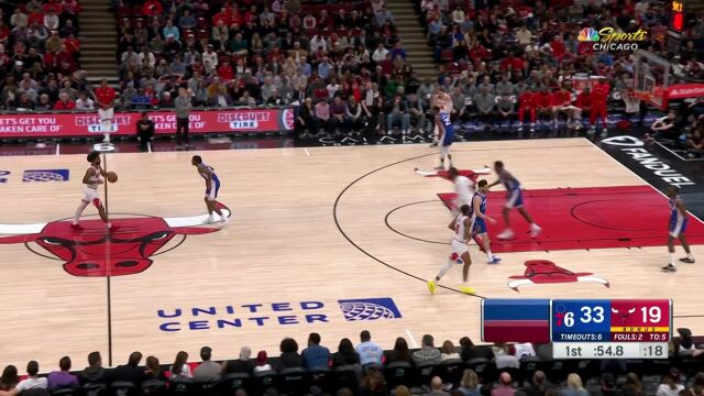 多森姆稳健三分一箭穿心 豪斯以牙还牙完成回应