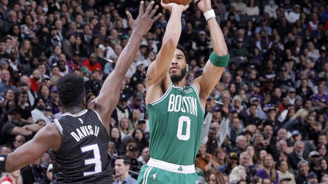 凯尔特人132-109国王 双探花强势发力客场击败国王