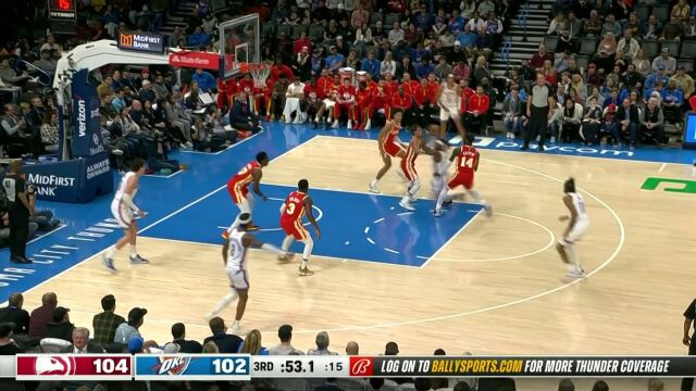 用技巧和球商拿捏你！特雷杨挂着防守抛投火力全开