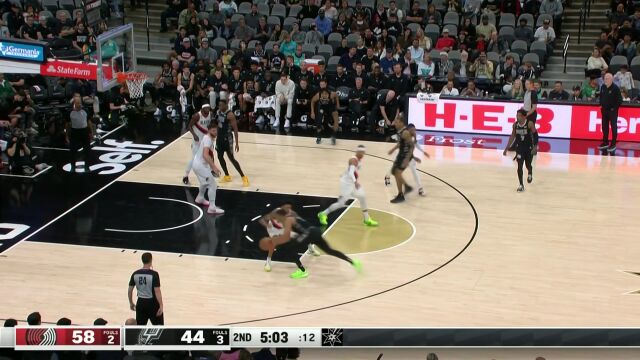 NBA常规赛：开拓者vs马刺第2节中文解说回放