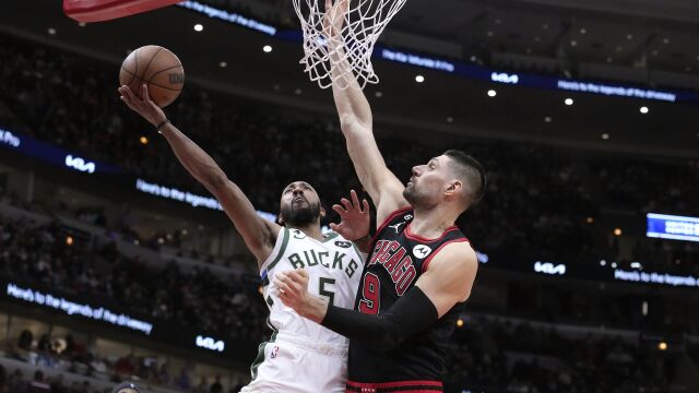 武切维奇vs雄鹿集锦 全场22+16突破快下难救主