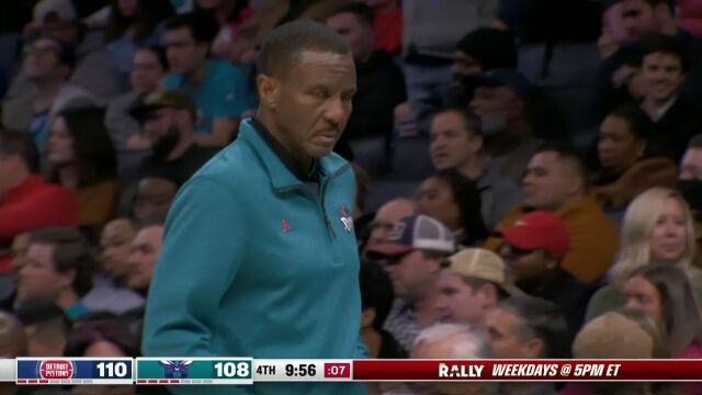 NBA常规赛：活塞vs黄蜂第4节 英文解说回放
