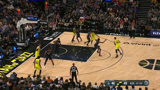 传球妙笔生花！塞克斯顿身后勾手妙传助攻凯斯勒上篮打进