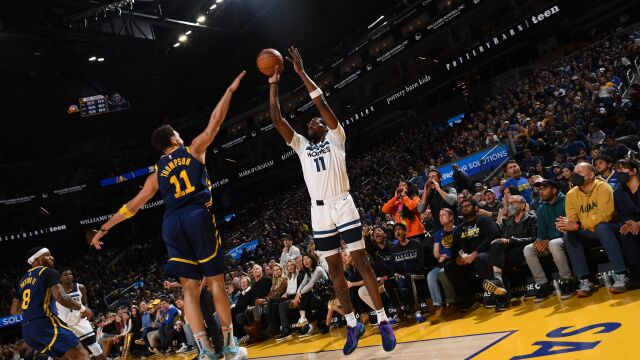 里德vs勇士集锦 全场23分 屡次出手压制勇士反扑气焰