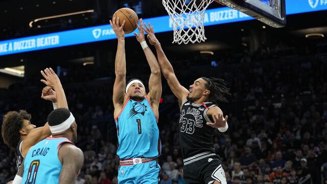 马刺vs太阳精华回放 太阳轻取马刺迎6连胜锁定季后赛