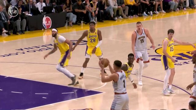 约基奇长传制导 波特底角三分正中靶心