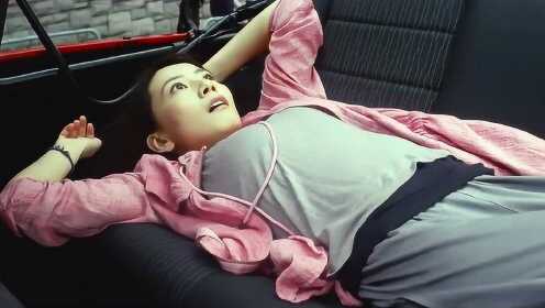 从天而降的美女,男的该有多幸运呀