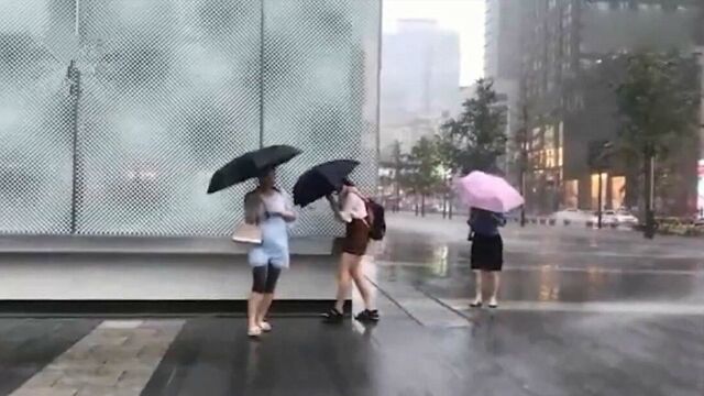 成都暴雨终于降温