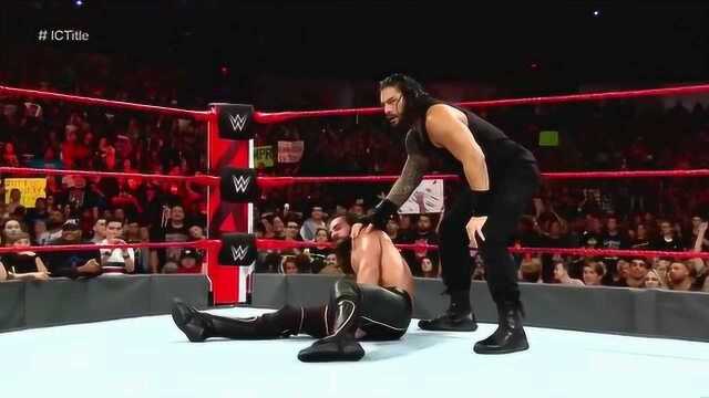 WWE:Roman Reigns精彩时刻,这一记右勾拳太漂亮了