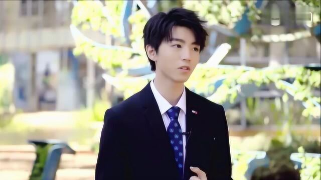 王俊凯TFBOYS王俊凯环球资讯广播采访