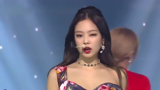 JENNIE个人单曲点击数破3亿 成韩国女歌手第一人