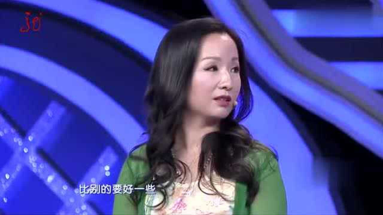 门当户对43岁相亲少妇貌美如花一上台王芳直呼很漂亮