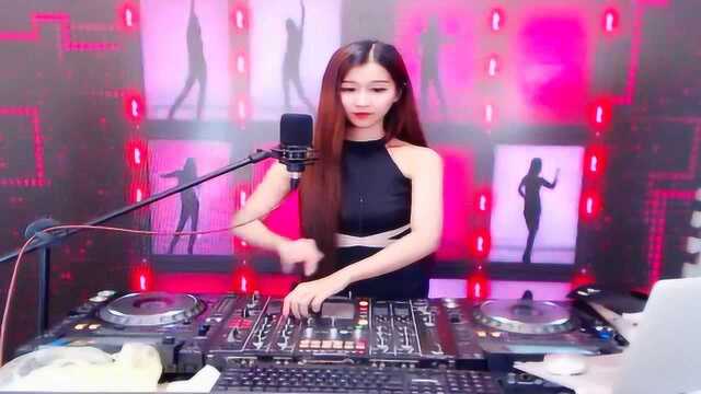 DJ舞曲:美女打碟《江湖大道》动听的旋律,分享给大家