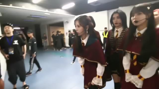 SNH48总决选 戴萌许佳琪今天也太美了