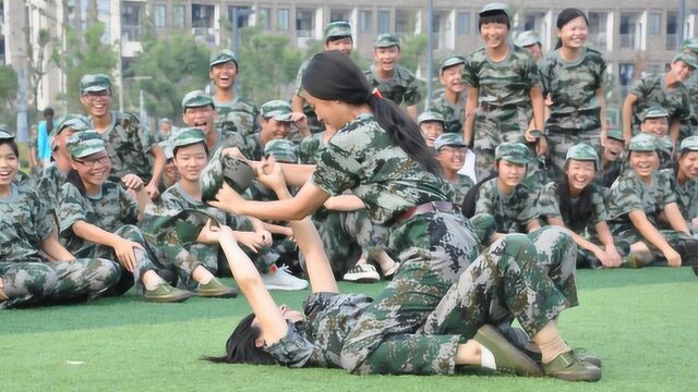 大学新生指南之军训篇,学姐的干货分享,准大一新生和家长都看看