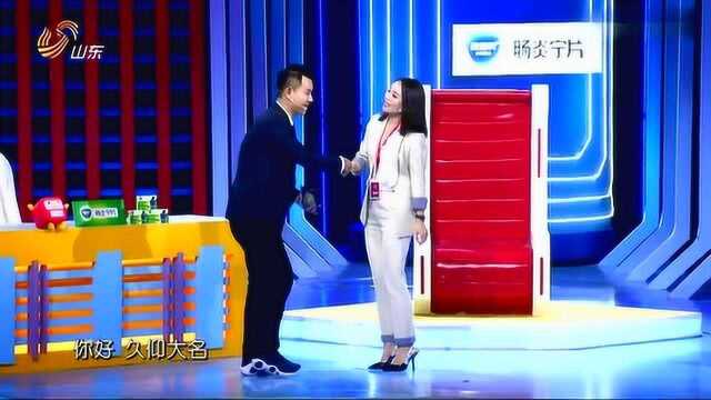 求职高手:李小仙来到现场,太会说话,被主持人喜欢!