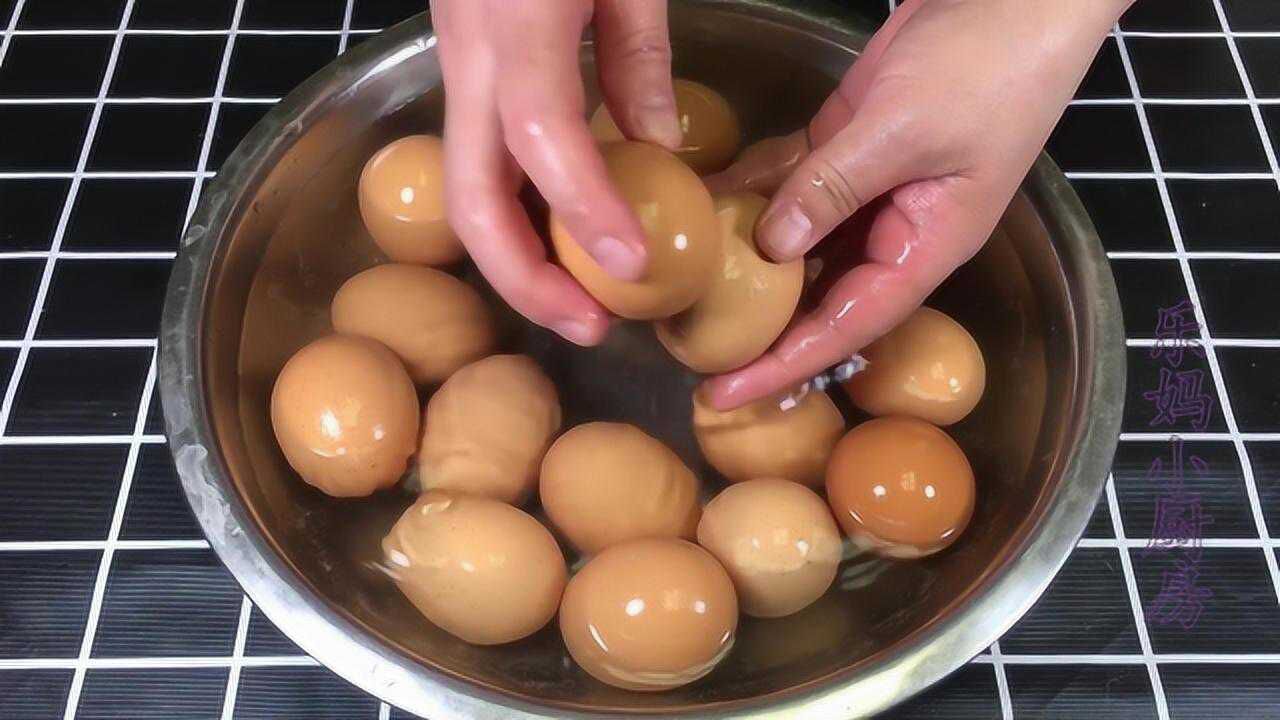 1280