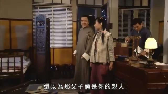 女拳:男子不知道得了啥怪病,蒙着脸