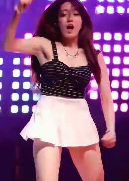 性感美女激情热舞，这妖娆的舞姿，引观众们尖叫连连！ - 腾讯视频