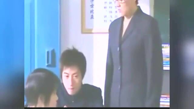 小伙扬言要炸学校,班主任都管不住了