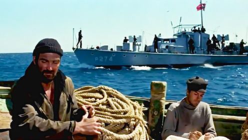二战片：德军巡逻艇截住渔船霸道盘查，导致艇毁人亡全军覆没