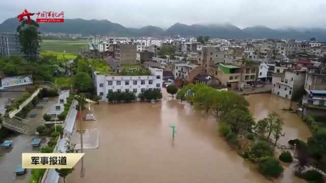 贵州惠水:强降雨引发洪水 81名师生被困