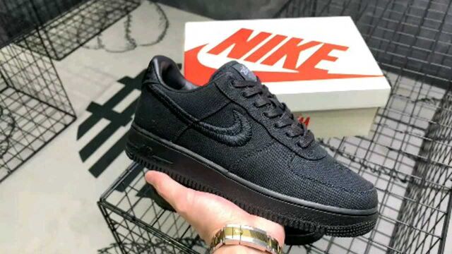 Stussy x NK Air Force 1 '07 斯图西 黑武士