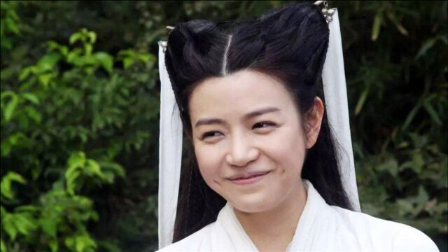 陈妍希直言不悔饰演小龙女,与陈晓有关,随后的话透露了感情现状