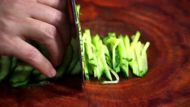 家常京酱肉丝做法,简单易学,酱香浓郁,快过年了给家人露一手!