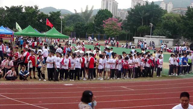 实验中学初二年级校运会