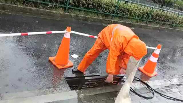 滚动更新杭州积水路段|杭州之江东路等已出现积水,请大家注意绕行