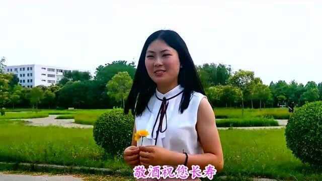 经典歌曲:一首《祝妈妈长寿》歌词朴实感人,祝天下母亲健康快乐