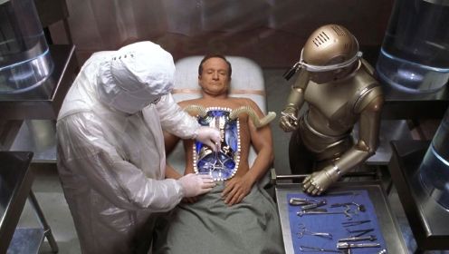 机器人42岁爱上女人，升级160年终于追到，他却选择死亡！ 经典科幻电影《机器管家》 #电影种草指南大赛#