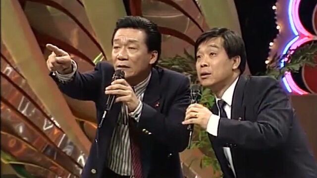 1993央视春晚:侯耀经典相声《侯大明白》,现场笑声不断