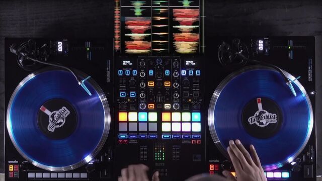 Reloop RP8000 MK2 唱机打碟机 | DJ Angelo 演示