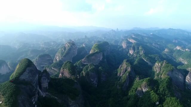 崀山丹霞红胜火