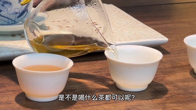 冬天喝什么茶好呢?红茶好呢,还是绿茶好呢?