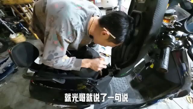 加固件居然焊反了 #小牛电动车 #改装