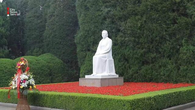 Expats visit Soong Ching Ling mausoleum ahead of tombsweeping day