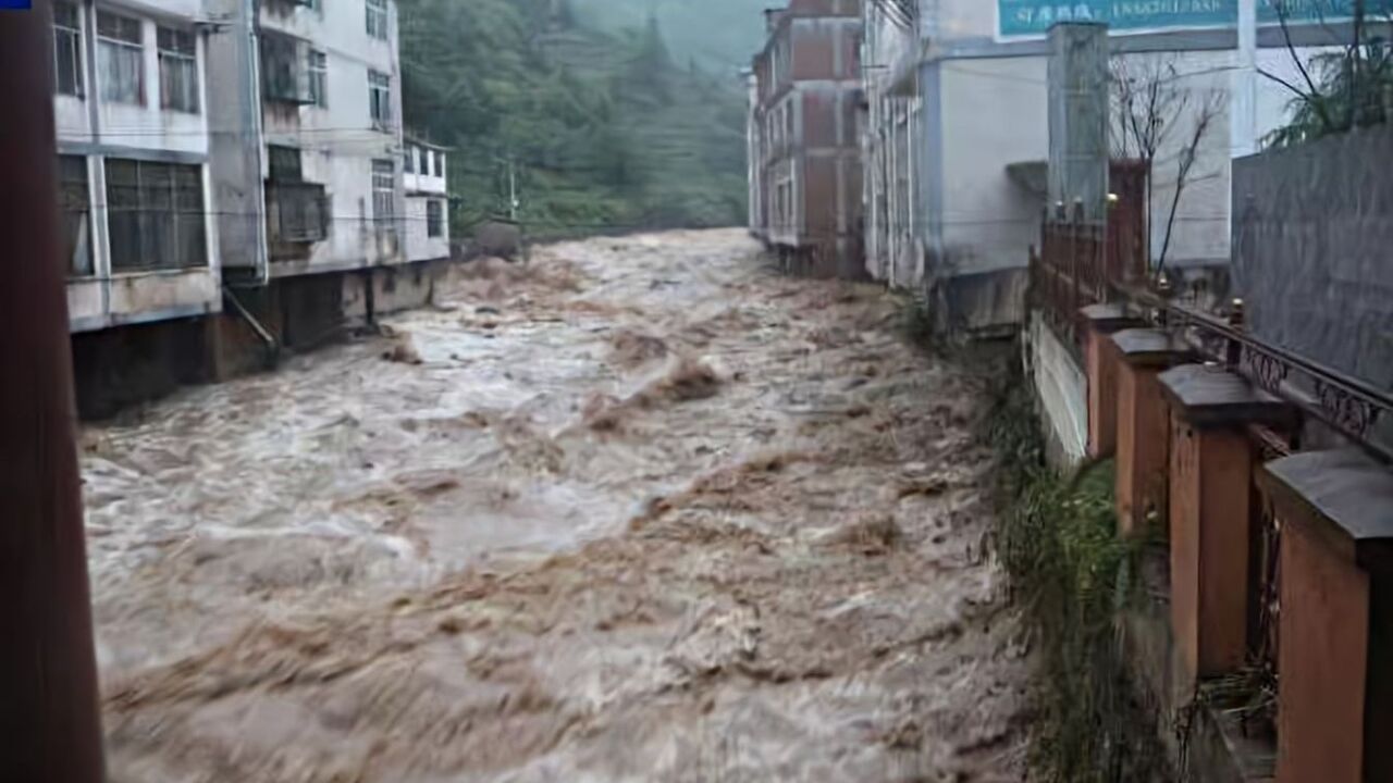 揪心!昭通彝良持续暴雨引发山洪,3人不幸遇难、1人失联