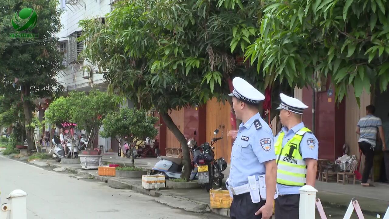 交警周荣顺的二十一载“护考”之路