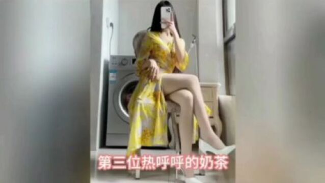 “黄色战袍”风靡,凸显性感身材成为当下时尚热销款