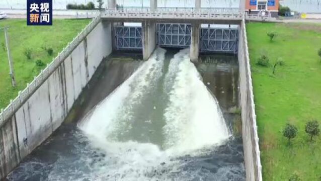 因连续降雨 安徽天长多座水库开闸泄洪