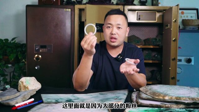 怎么会有叮当镯这种存在?这么容易碎,戴了干嘛!