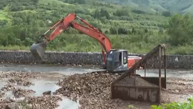 辽宁丹东 灾后重建,群众恢复生产生活