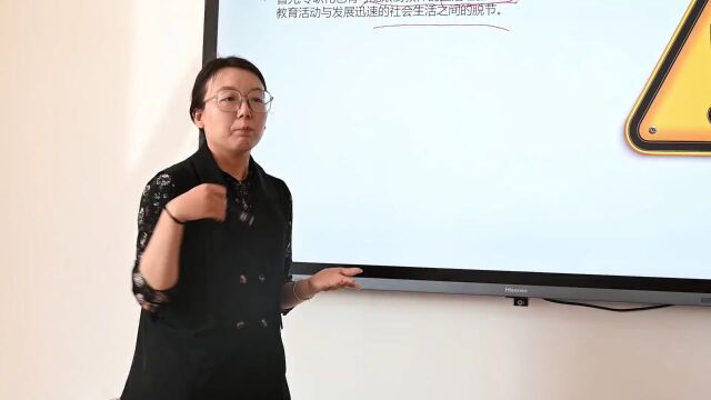 河北外国语学院丰富多彩的课堂——艺术与语言类